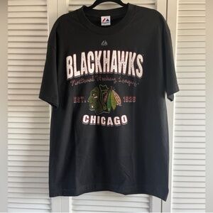 Majestic NHL Chicago Blackhawks Ice Hockey Team Shirt Size Large NWT